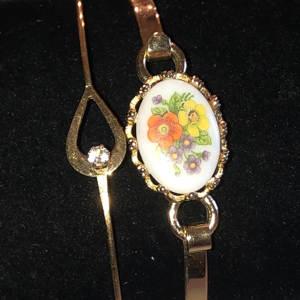 Avon Gold-Tone Floral Dainty Bracelets - White, Orange & Yellow